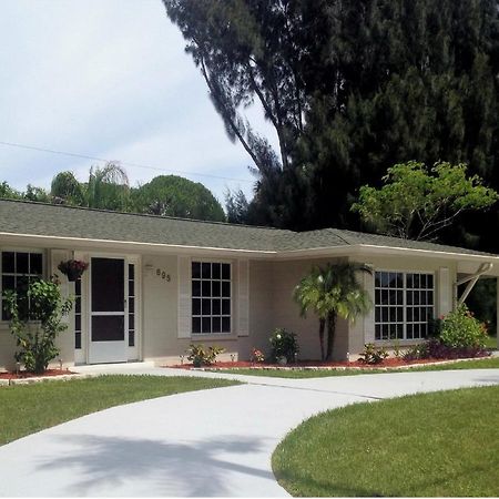 Vacation Home On Alligator Drive Woodmere Buitenkant foto