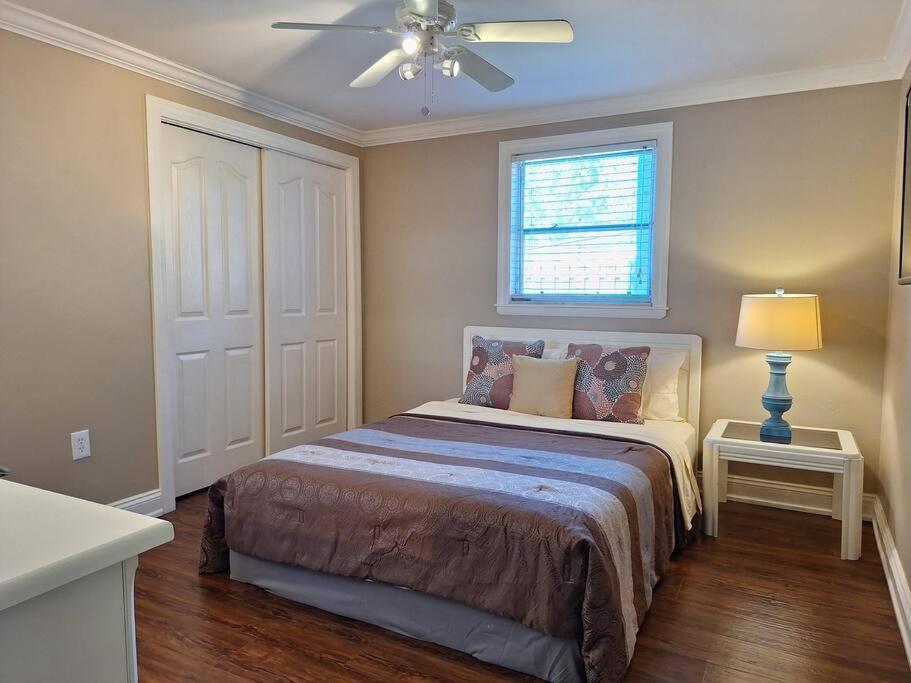 Vacation Home On Alligator Drive Woodmere Buitenkant foto